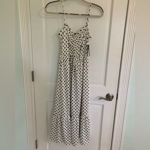 NWT Caution to the Wind White/Black Polka Dot midi dress Size Medium